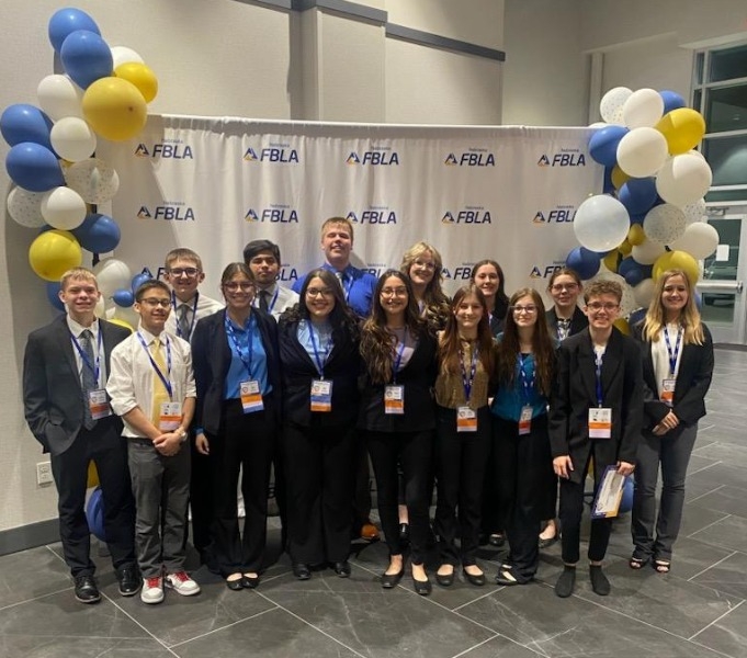 Leigh Community Schools - FBLA Chapter Attends State Conference